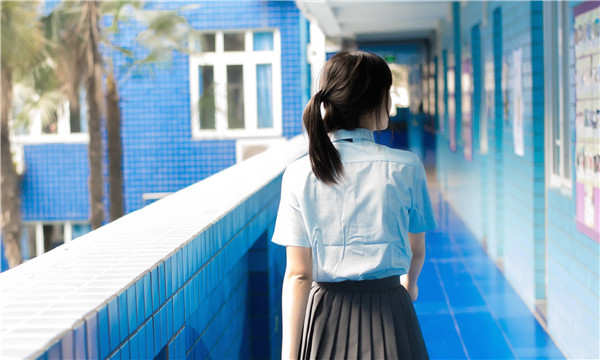 依安如何找到一个可以帮助我生孩子的女人？